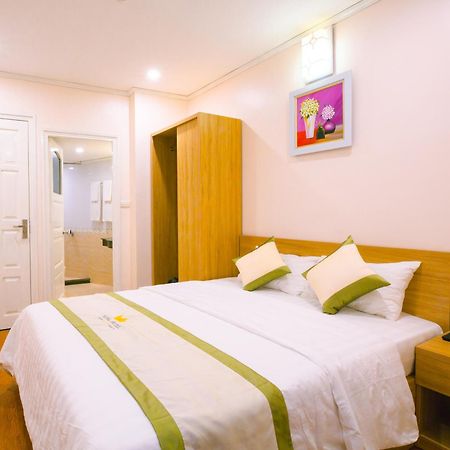 Royal Hotel Ha Noi Ханой Екстер'єр фото