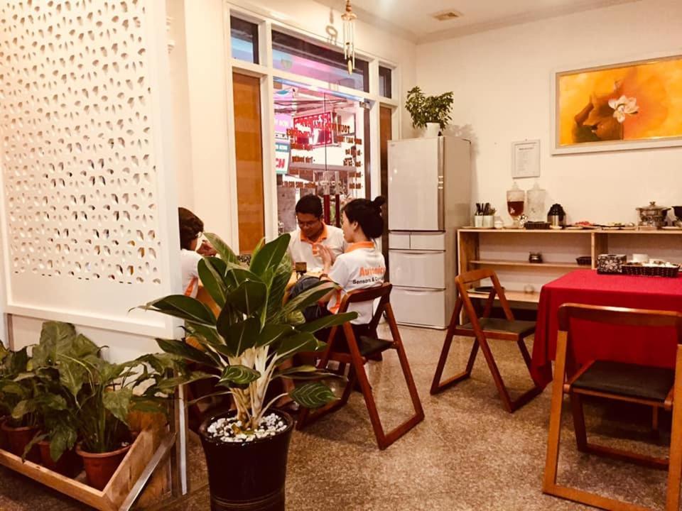 Royal Hotel Ha Noi Ханой Екстер'єр фото
