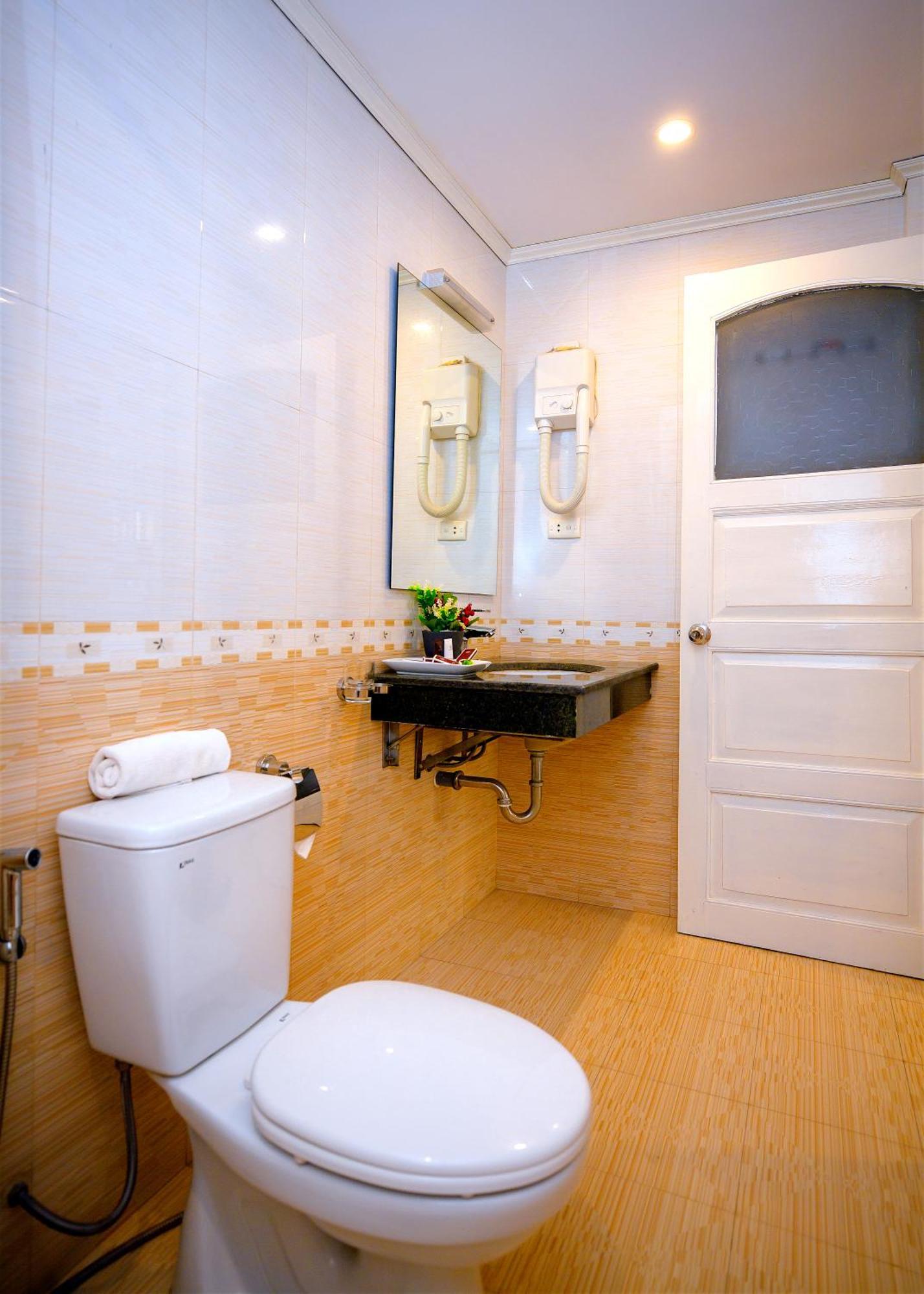 Royal Hotel Ha Noi Ханой Екстер'єр фото