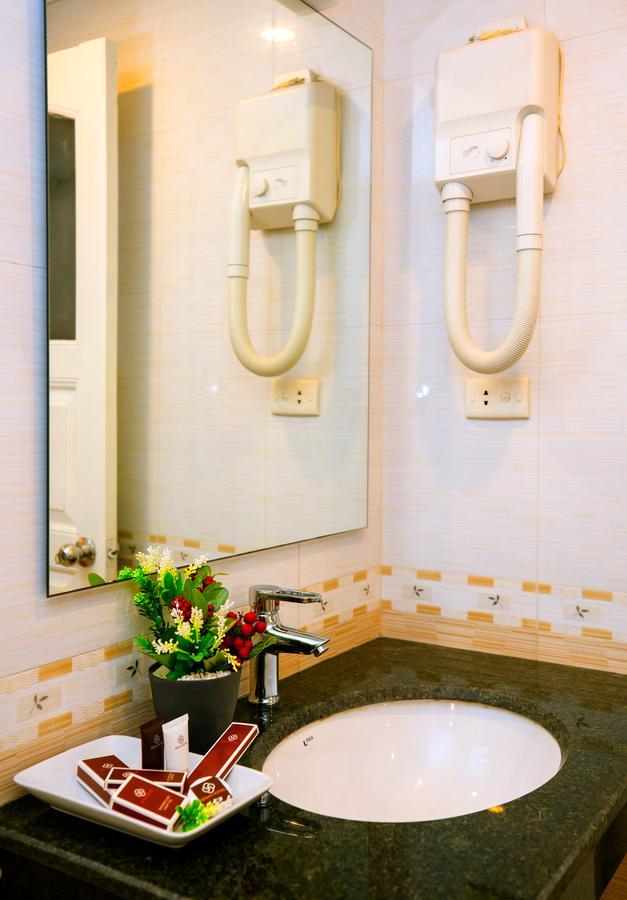 Royal Hotel Ha Noi Ханой Екстер'єр фото